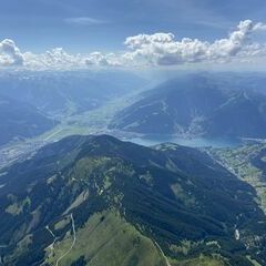 Flugwegposition um 13:23:32: Aufgenommen in der Nähe von Gemeinde Bruck an der Großglocknerstraße, Bruck an der Großglocknerstraße, Österreich in 2726 Meter