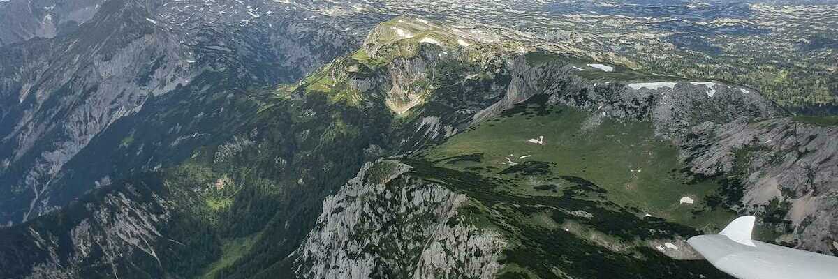 Flugwegposition um 12:15:44: Aufgenommen in der Nähe von Gemeinde Haus, Österreich in 2369 Meter
