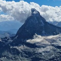 Flugwegposition um 14:00:09: Aufgenommen in der Nähe von Visp, Schweiz in 3951 Meter