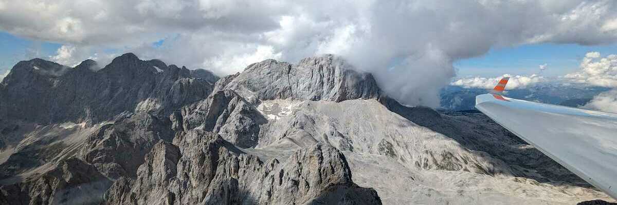 Flugwegposition um 13:31:40: Aufgenommen in der Nähe von Gemeinde Ramsau am Dachstein, 8972, Österreich in 2537 Meter