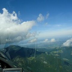 Flugwegposition um 10:26:37: Aufgenommen in der Nähe von Traunstein, Deutschland in 1961 Meter