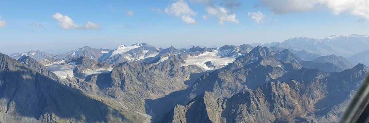 Flugwegposition um 15:26:16: Aufgenommen in der Nähe von Gemeinde Längenfeld, Österreich in 3401 Meter