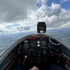 Verortung via Georeferenzierung der Kamera: Aufgenommen in der Nähe von Gemeinde Herzogsdorf, Österreich in 1300 Meter