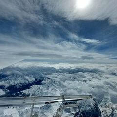 Flugwegposition um 11:29:33: Aufgenommen in der Nähe von Innsbruck, Österreich in 2703 Meter