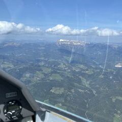 Flugwegposition um 11:03:10: Aufgenommen in der Nähe von St. Barbara im Mürztal, Österreich in 1968 Meter