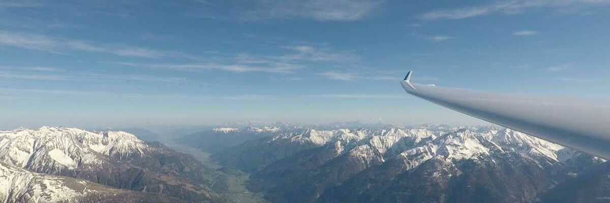 Flugwegposition um 16:55:38: Aufgenommen in der Nähe von Arnoldstein, Österreich in 1297 Meter