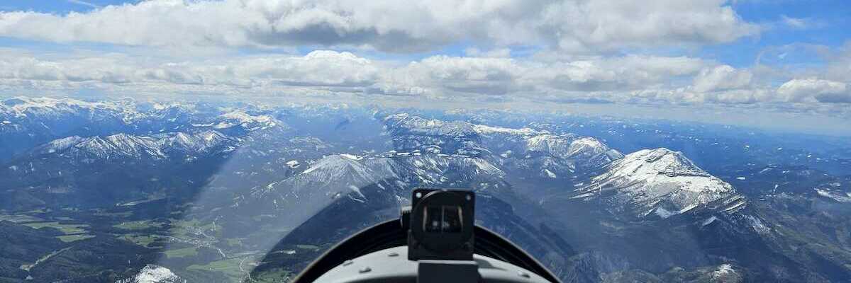 Flugwegposition um 12:02:50: Aufgenommen in der Nähe von Gemeinde Annaberg bei Mariazell, Österreich in 2762 Meter