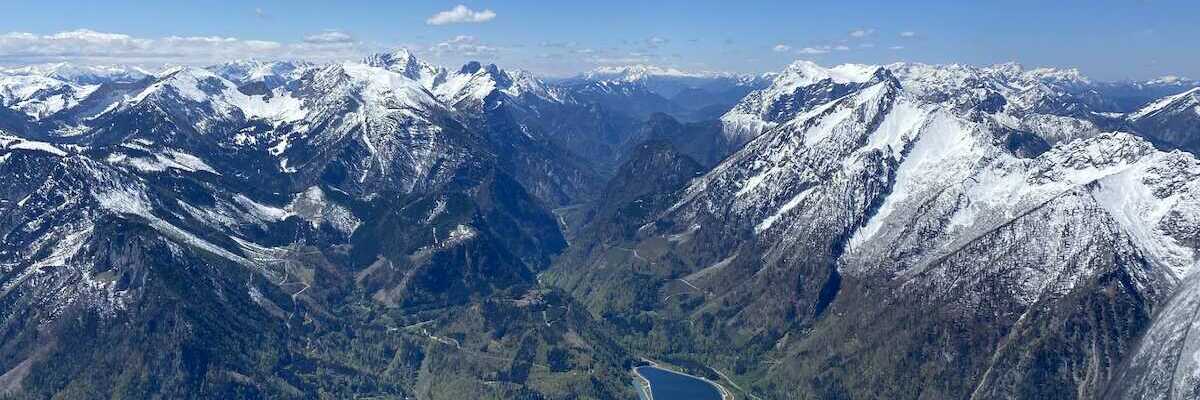 Flugwegposition um 11:00:33: Aufgenommen in der Nähe von Landl, Österreich in 2095 Meter