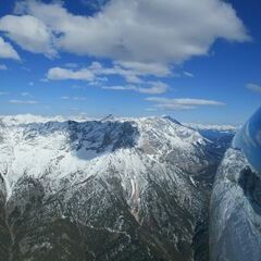 Flugwegposition um 15:22:05: Aufgenommen in der Nähe von Saalfelden am Steinernen Meer, 5760 Saalfelden am Steinernen Meer, Österreich in 2575 Meter