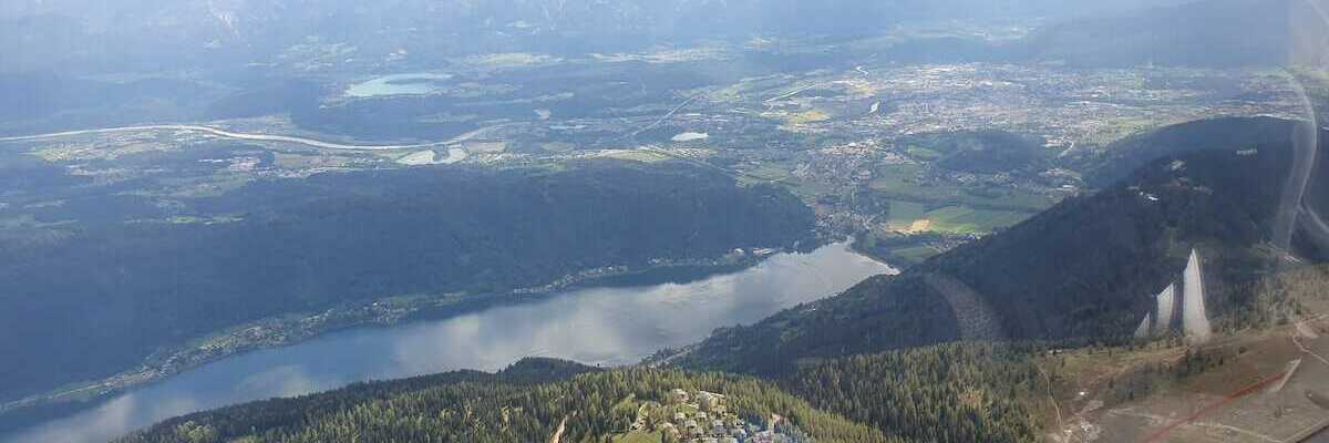 Flugwegposition um 12:48:05: Aufgenommen in der Nähe von Steindorf am Ossiacher See, Österreich in 2221 Meter