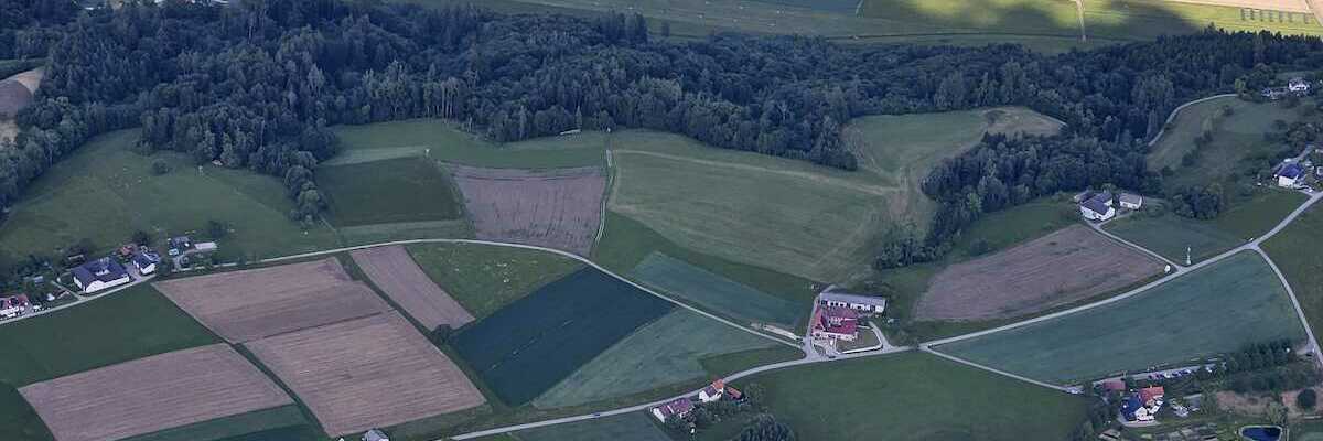 Verortung via Georeferenzierung der Kamera: Aufgenommen in der Nähe von Stroheim, Österreich in 1600 Meter