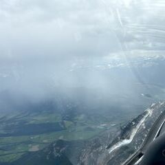 Flugwegposition um 11:51:11: Aufgenommen in der Nähe von Stainach-Pürgg, Österreich in 2474 Meter