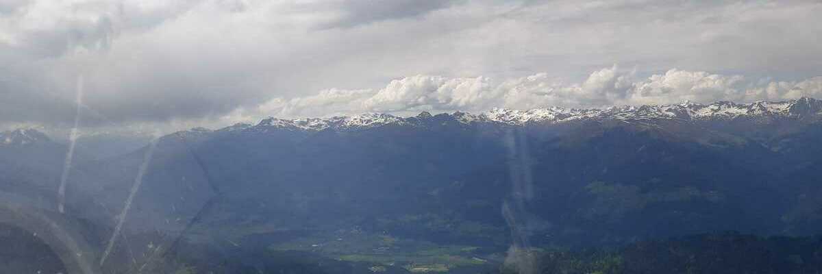 Flugwegposition um 14:01:41: Aufgenommen in der Nähe von Weißensee, 9762, Österreich in 2182 Meter