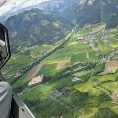 Flugwegposition um 10:48:31: Aufgenommen in der Nähe von Gemeinde Turnau, Österreich in 1526 Meter