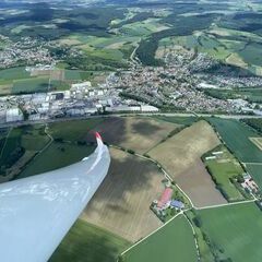 Flugwegposition um 11:27:33: Aufgenommen in der Nähe von Rhein-Neckar-Kreis, Deutschland in 786 Meter