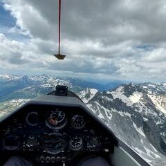 Flugwegposition um 11:01:06: Aufgenommen in der Nähe von Kaisers, Österreich in 2815 Meter