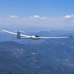 Verortung via Georeferenzierung der Kamera: Aufgenommen in der Nähe von Arrondissement de Nice, Frankreich in 1900 Meter
