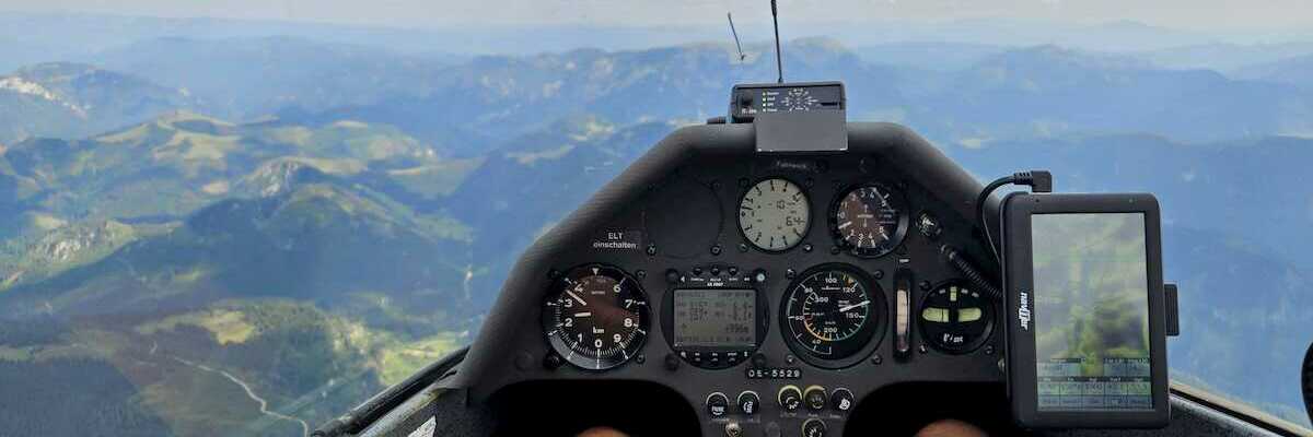Flugwegposition um 14:41:15: Aufgenommen in der Nähe von Mariazell, Österreich in 2327 Meter