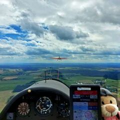 Flugwegposition um 12:31:33: Aufgenommen in der Nähe von Okres Tábor, Tschechien in 840 Meter