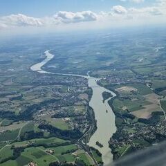 Flugwegposition um 13:29:47: Aufgenommen in der Nähe von Wernstein am Inn, Österreich in 1554 Meter