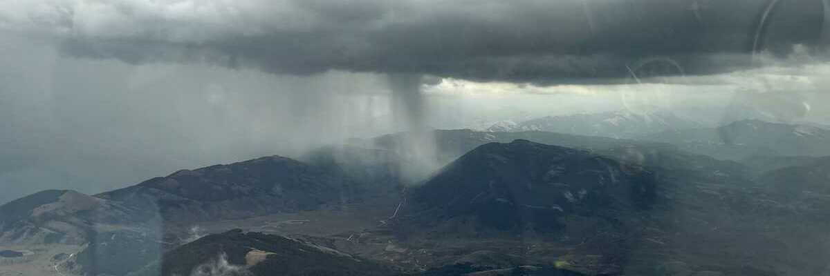 Flugwegposition um 13:44:15: Aufgenommen in der Nähe von 02025 Petrella Salto, Rieti, Italien in 1922 Meter