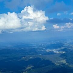 Flugwegposition um 14:59:00: Aufgenommen in der Nähe von Oberneukirchen, Österreich in 2193 Meter