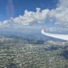 Flugwegposition um 11:32:26: Aufgenommen in der Nähe von Haus, Österreich in 2768 Meter