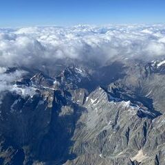Flugwegposition um 14:50:21: Aufgenommen in der Nähe von Arrondissement de Gap, Frankreich in 5823 Meter