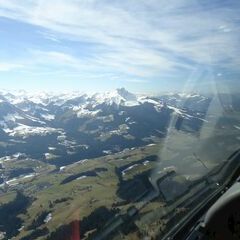 Flugwegposition um 11:26:36: Aufgenommen in der Nähe von St. Ulrich am Pillersee, 6393 St. Ulrich am Pillersee, Österreich in 1693 Meter