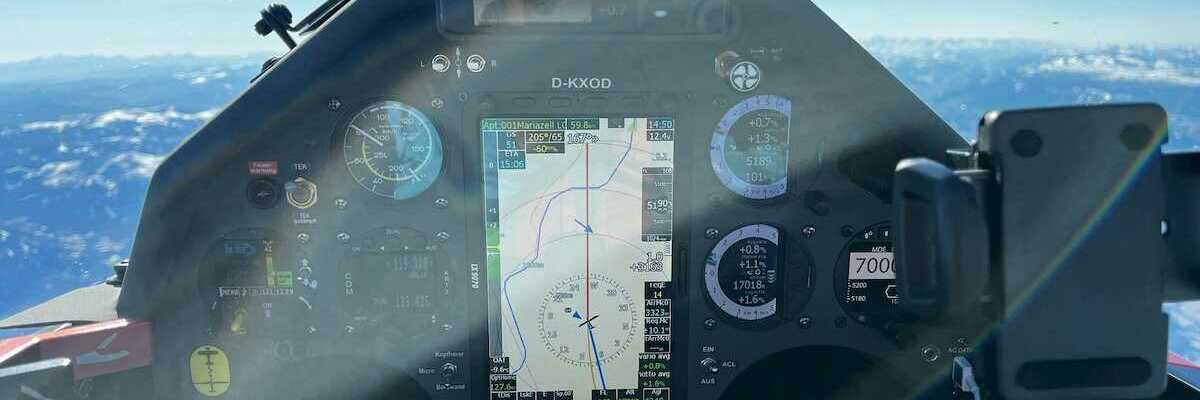 Flugwegposition um 12:50:33: Aufgenommen in der Nähe von Admont, Österreich in 5100 Meter