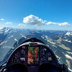 Flugwegposition um 13:01:13: Aufgenommen in der Nähe von Oberallgäu, 87, Deutschland in 2083 Meter