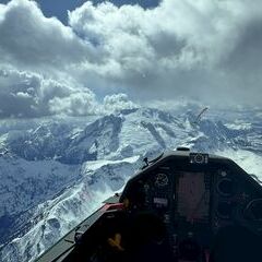 Verortung via Georeferenzierung der Kamera: Aufgenommen in der Nähe von 32020 Livinallongo del Col di Lana, Belluno, Italien in 3100 Meter