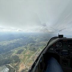 Verortung via Georeferenzierung der Kamera: Aufgenommen in der Nähe von Langenlois, Österreich in 1200 Meter