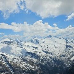 Verortung via Georeferenzierung der Kamera: Aufgenommen in der Nähe von Tux, Österreich in 3100 Meter