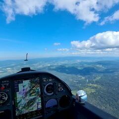 Flugwegposition um 14:18:56: Aufgenommen in der Nähe von Gmina Szczytna, Polen in 1804 Meter