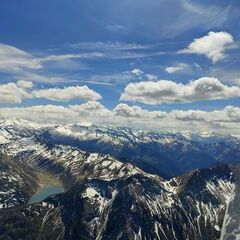 Flugwegposition um 12:08:27: Aufgenommen in der Nähe von Kleinarl, 5603, Österreich in 2697 Meter